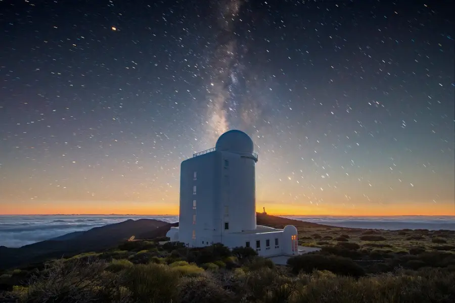 TEIDE BY NIGHT