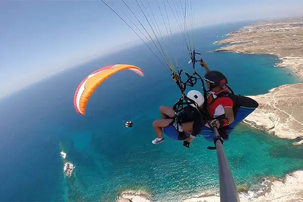 PARAGLIDING