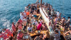 tenerife boat party